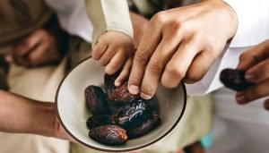 Read more about the article روزانہ تین کھجوریں کھانے کے فوائد