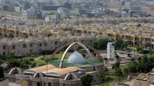 Read more about the article بحریہ ٹاون کی جانب سے 402 ارب کی پیشکش. سپریم کورٹ نے رد کردی