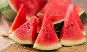 Read more about the article کیا ذیابیطس کے مریض تربوز کھاسکتے ہیں یا نہیں؟