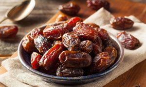 Read more about the article روزانہ 3 کھجوریں کھانے کے یہ فائدے جانتے ہیں؟